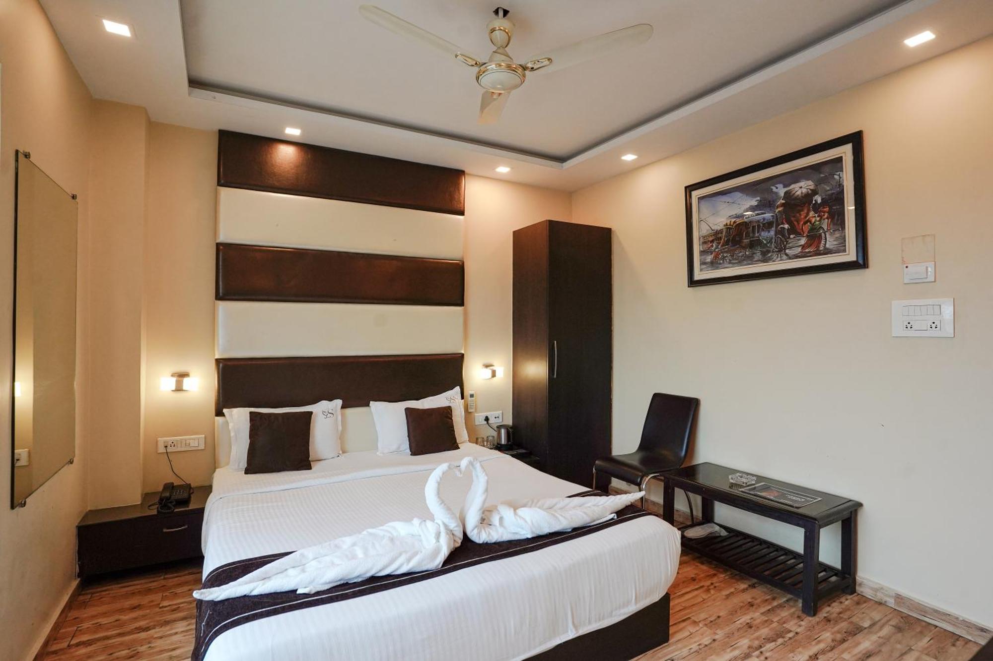 כלכותה Hotel Sheldon International Near Science City מראה חיצוני תמונה