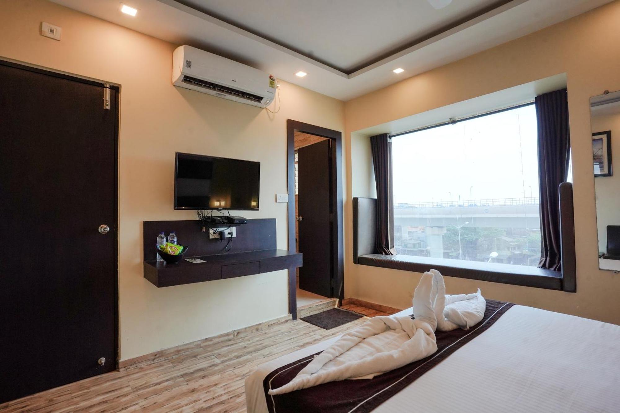 כלכותה Hotel Sheldon International Near Science City מראה חיצוני תמונה