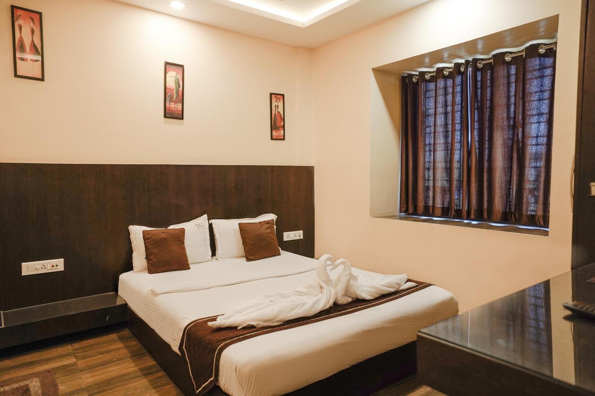 כלכותה Hotel Sheldon International Near Science City מראה חיצוני תמונה