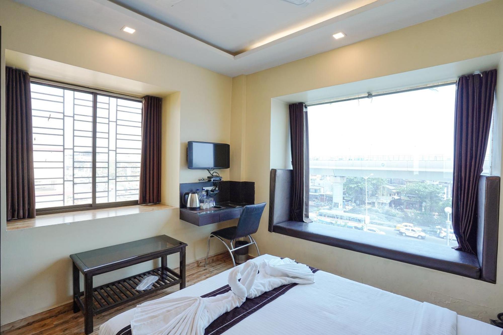 כלכותה Hotel Sheldon International Near Science City מראה חיצוני תמונה