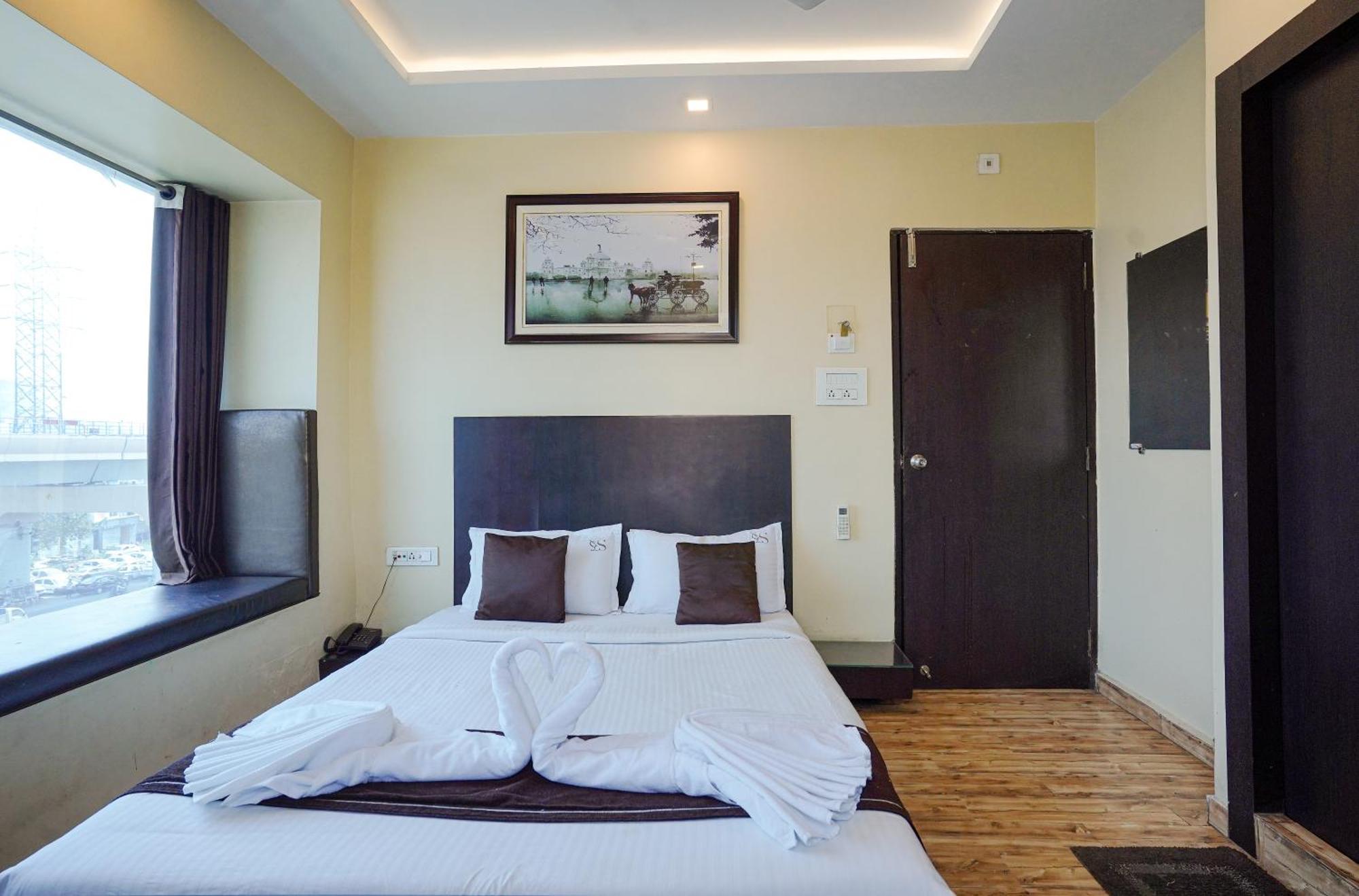 כלכותה Hotel Sheldon International Near Science City מראה חיצוני תמונה