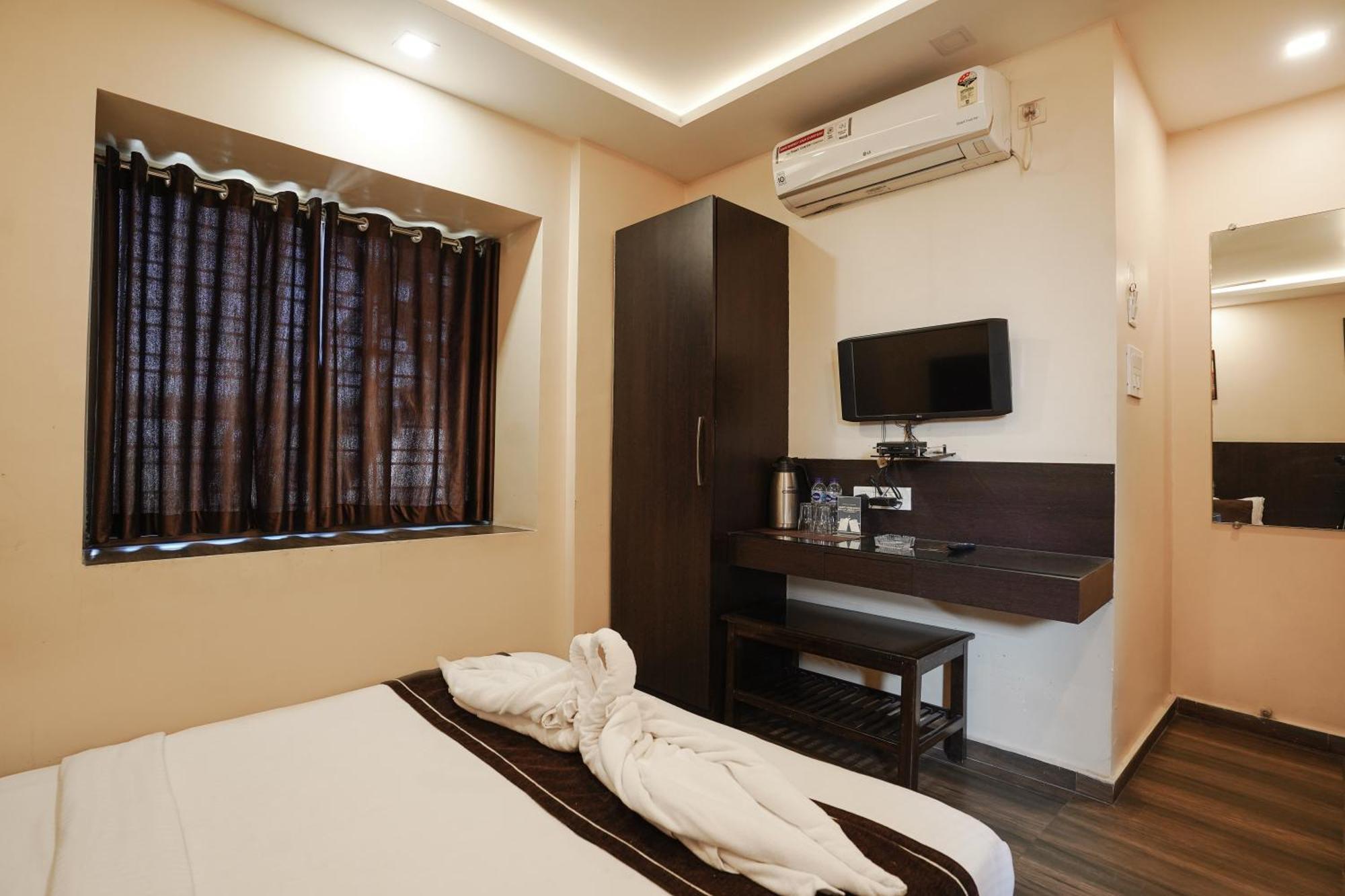 כלכותה Hotel Sheldon International Near Science City מראה חיצוני תמונה
